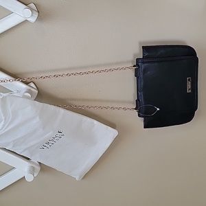 NWOT VERSACE Parfums Black Travel pochette-pouch-bag-W Long Gold Chain & Dustbag